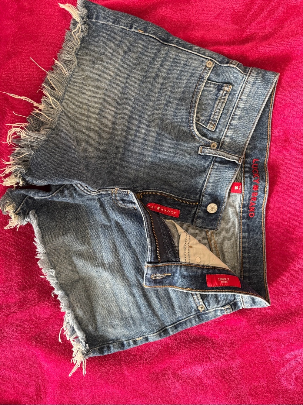 Lucky Brand Frayed Hem Denim Shorts in Medium Blue Wash